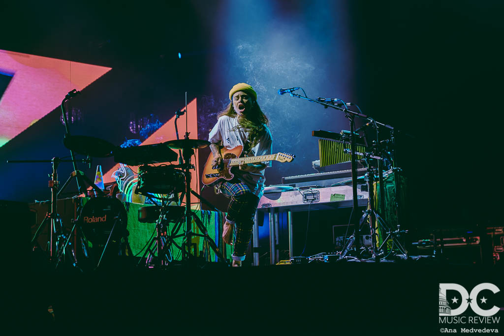 Tash Sultana: albums, songs, playlists