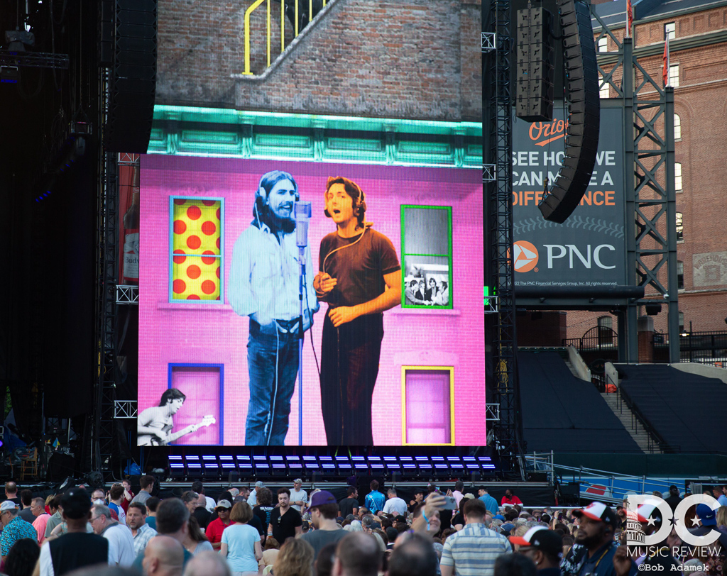 George Harrison & Paul McCartney again and together on stage