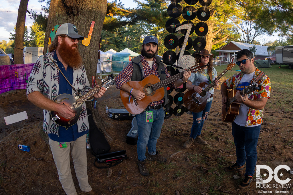 Buskers were everywhere this festival