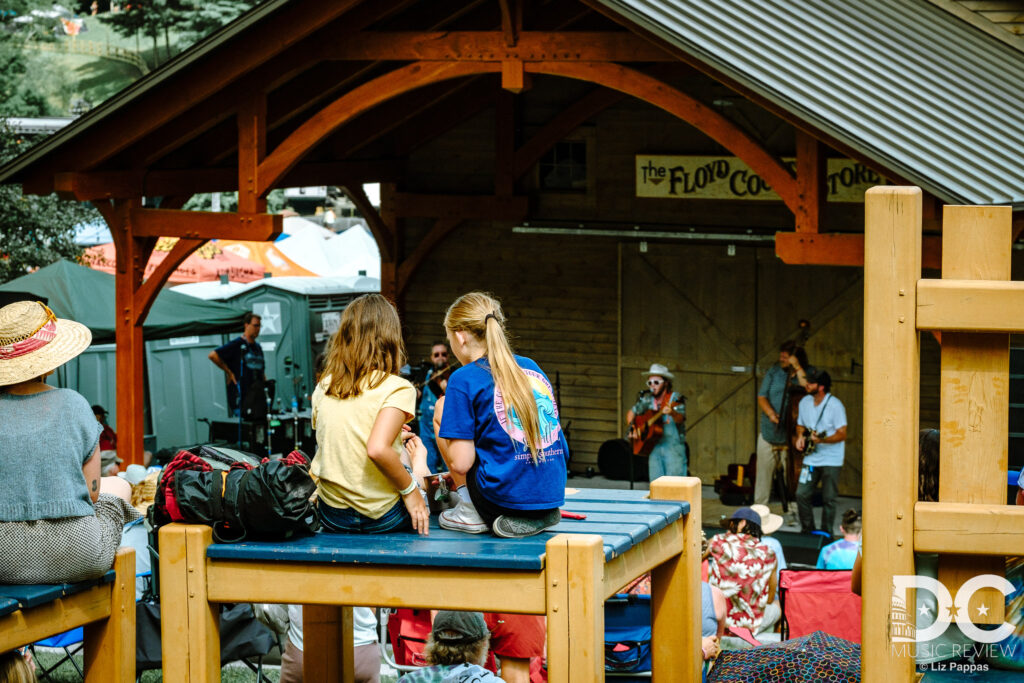 Everyone was enjoying performances at The Floyd County Store